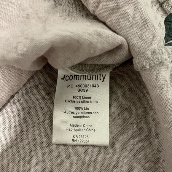Aritzia Community Off-White/ Beige 100% Linen Button Up Tank - Picture 3 of 5